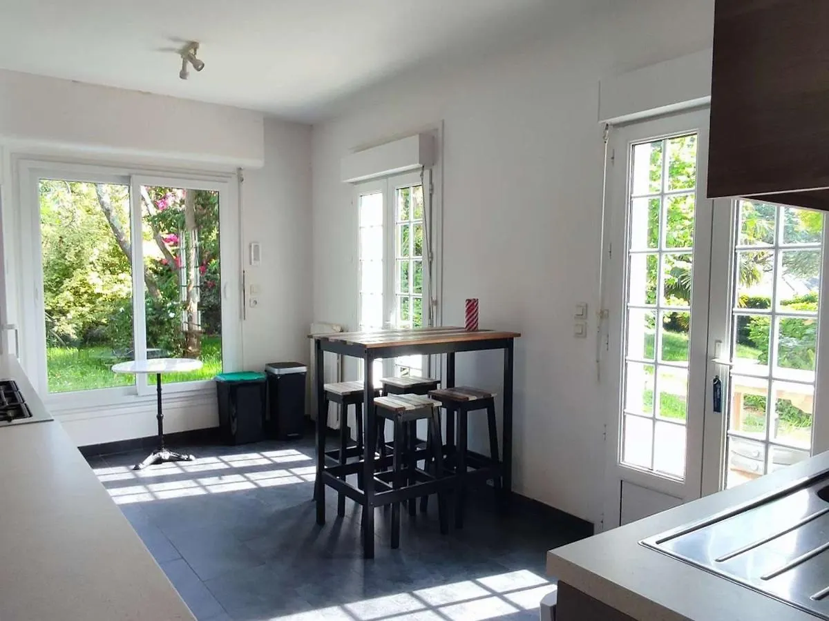 Grande Maison Familiale A Tregastel Avec Jardin Clos, Terrasse Et Wifi - Fr-1-368-393